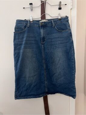 Classic Dark Blue Denim Skirt